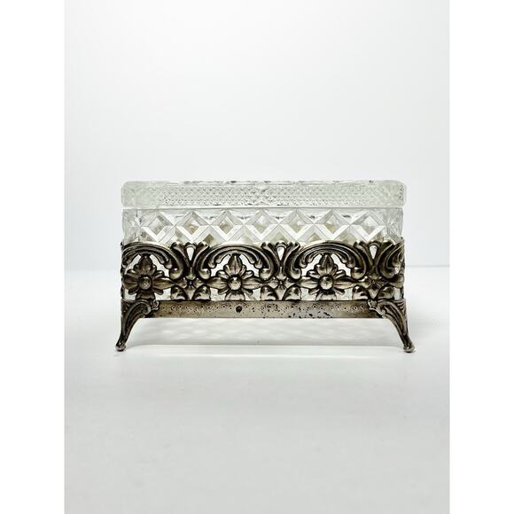 1970s Vintage Gold Tone Glass Floral Casket Vanity Jewelry Trinket Box 4 1/2” - Picture 2 of 9